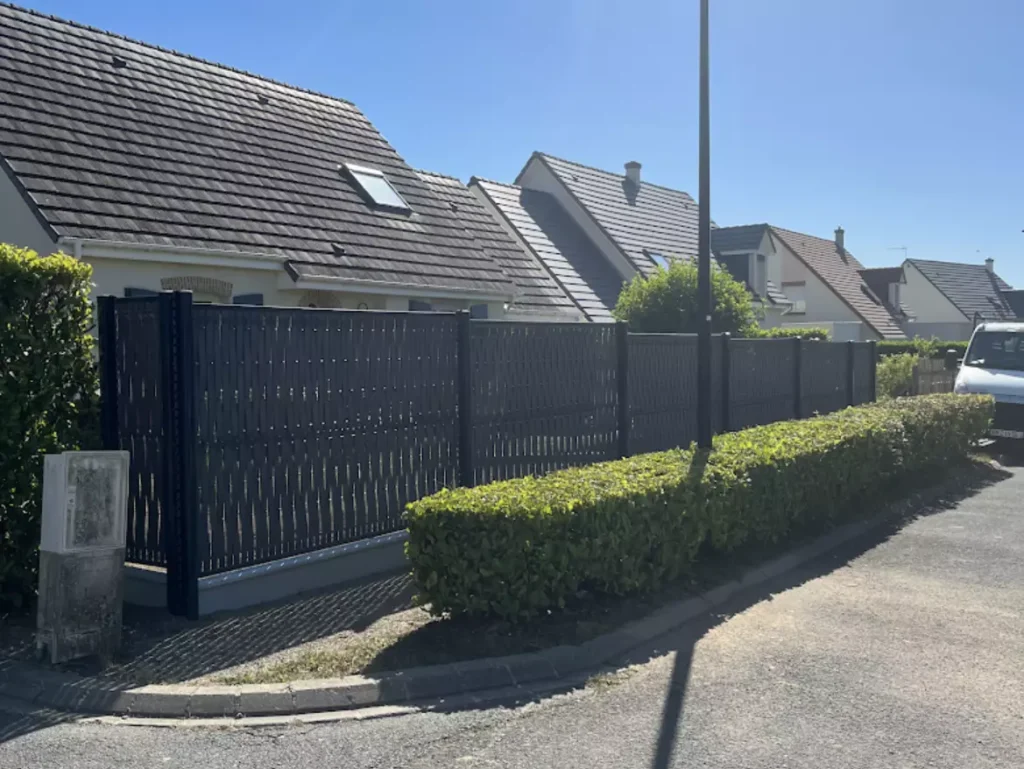 Image d'une clôture neuve